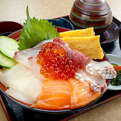 旬の味覚を一膳に込めた大漁食堂あおさの定食♪の写真