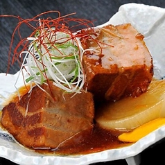 自慢の豚角煮