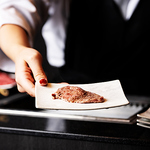 専属の焼き師が丁寧に1枚1枚調理させて頂きます。