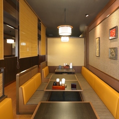 ご家族、ご友人とのお食事はもちろん、各種ご宴会もぜひ『かごの屋』をご利用下さい。※店舗により部屋の配置・席数が異なる場合がございます