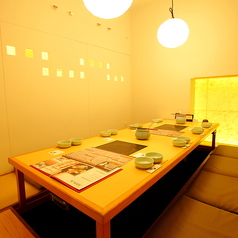 ごゆっくりおくつろぎ頂ける掘りごたつ個室をご用意。2名様～最大20名様までご利用頂けます！