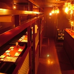 1Fにも2Fにも4名用テーブル席ございます！