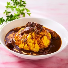ごろっと牛肉オムライス