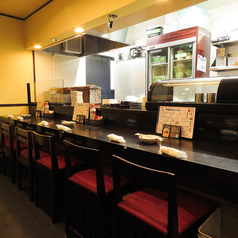 お1人様やデートにはカウンター席をどうぞ!※画像は系列店