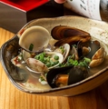 料理メニュー写真 酒蒸し　3種の貝