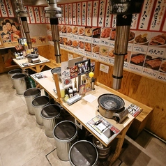 人数に合わせてお席をご用意いたしますので、大人数の場合は事前にご予約ください！