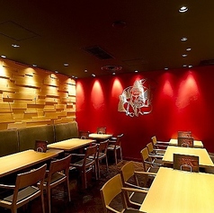 30名様まで貸切可能なスペースも。ヱビスバー自慢のパーフェクトヱビスを大人数でも楽しめます！