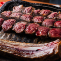 料理メニュー写真&nbsp;骨付き牛カルビ肉 1人前300g