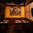 ふらっと立ち寄れる少人数のお席から、各種宴会にオススメの大人数対応可のお席まで幅広くご用意！
