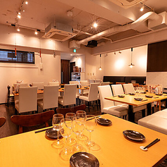 和牛と樽ワイン バレル 五反田店の雰囲気2