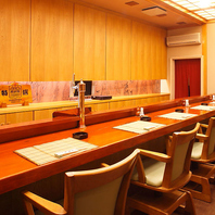 様々なシーンに寄り添うカウンター席で特別なひととき