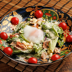 イベリコ豚ベーコンのシーザーサラダ