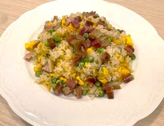 自家製●肉炒飯 /干し豚肉の旨味チャーハン※●＝月へんに右は昔　月昔で一文字