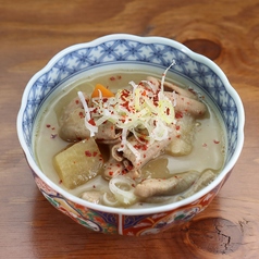肉屋のモツ煮込み