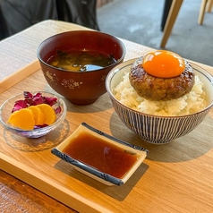 ハンバーグ定食