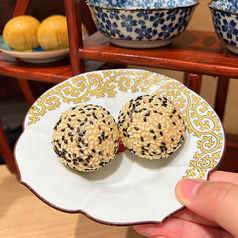 黒ゴマ団子(2個)