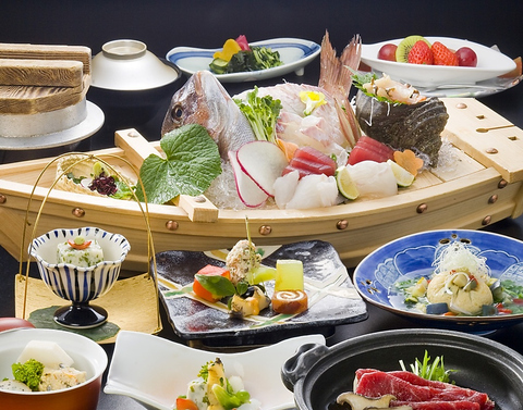 伊勢志摩の食材を使った創作料理で、ゆったりと流れる贅沢な時間をお過ごしください！
