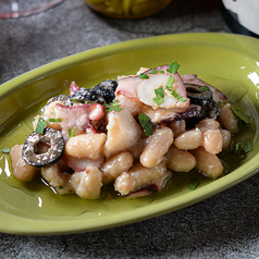 蛸と白いんげん豆のアンチョビマリネ