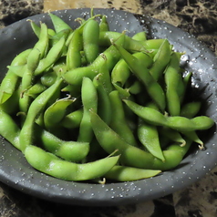 【おつまみ】塩加減が絶妙な枝豆