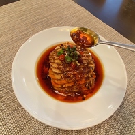 バラエティに富んだ本格中華料理