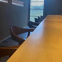 落ち着いた雰囲気のカウンター席をご用意しております。