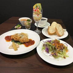 アミューズカフェ+のコース写真