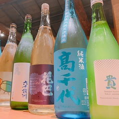 県内外のずらり揃ったお酒