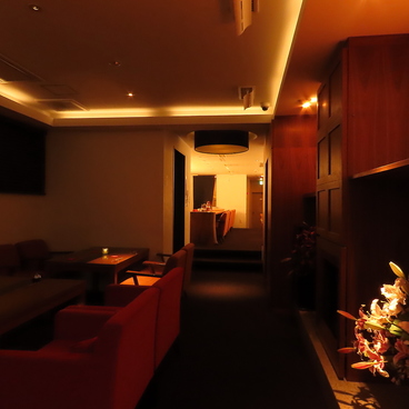 SAKE BAR 結 MUSUBI 伏見店の雰囲気1