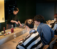 【大人の隠れ家】五感を刺激するライブキッチン