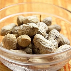 トゥア・トム　茹でピーナッツ