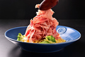 料理メニュー写真&nbsp;【生ハムのせ放題】生ハムのクリームパスタ