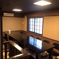 2階には最大30名様までご利用いただける、貸切可能な個室のお席をご用意しております。大人数でのご宴会など、当店で盛大に盛り上がっていただけます！詳細は店舗にご相談ください。