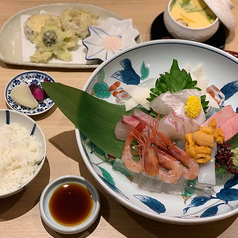 ランチのご予約も承っております