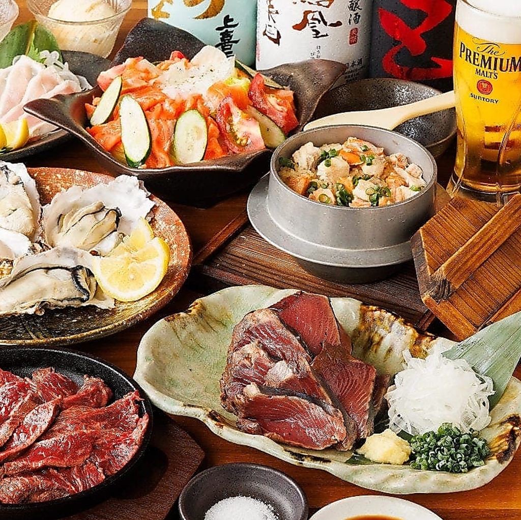 飲み放題付きコースを豊富にご用意！カツオ藁焼きや海鮮を堪能できる、お得で充実のコース内容です♪
