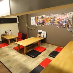 1階席・2階席ともにご宴会・貸切のご予約も大歓迎♪貸切は、フロア貸切から店舗貸切まで承っております。会社規模の大型宴会や女子会、飲み会に至るまで幅広い用途にご利用いただけますので、ぜひご来店ください！