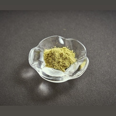 希少 粗挽き臼山椒 1g