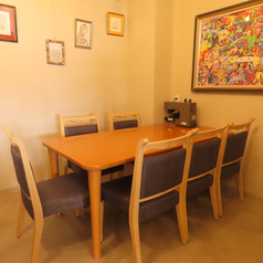 香川名物骨付鳥セトウチスタンダードの雰囲気3