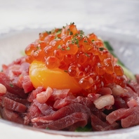 旨味が凝縮された多彩なメニュー