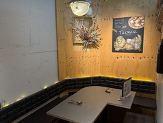 ゆったりと落ち着いたソファ席もご用意★