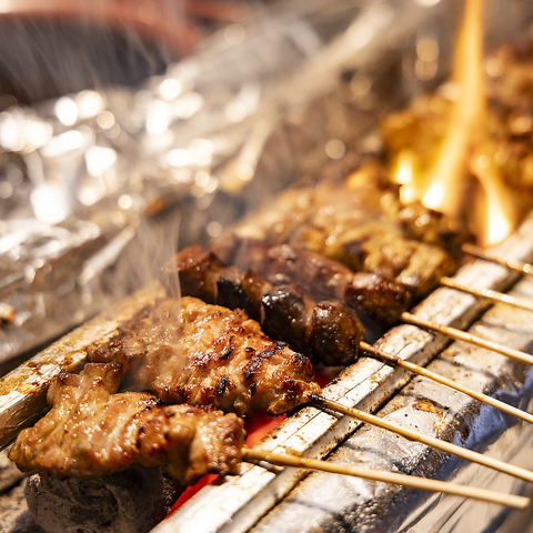 天王寺にある大人の隠れ家！継ぎ足しの甘醤油と炭火で香ばしく焼き上げた絶品焼鳥
