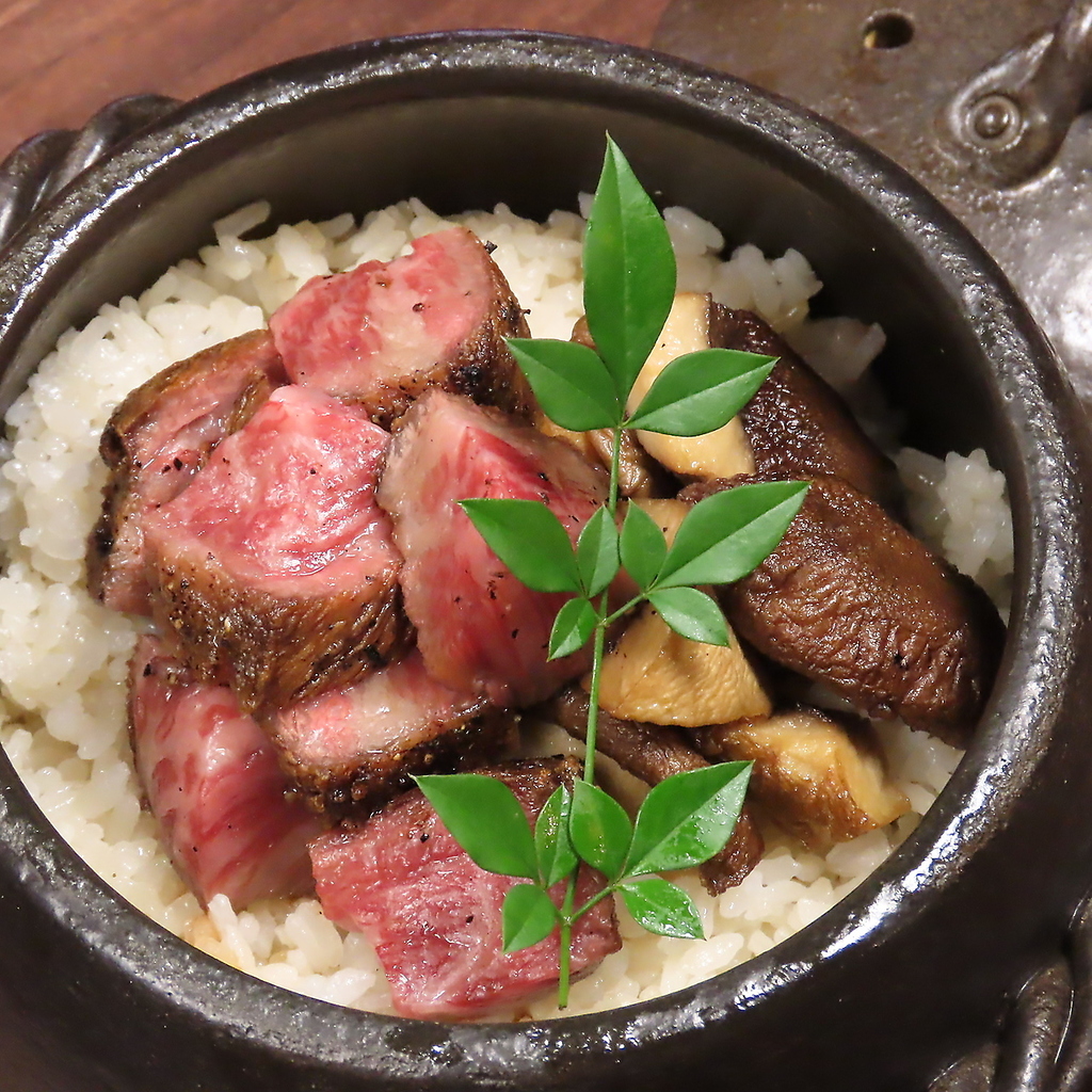 人気の炊き立て土鍋御飯