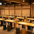 落ち着きのある店内でゆったり食べ放題＆飲み放題！