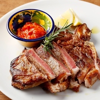 名物ピンチョスと鉄板焼きに舌鼓♪豊富なワインで乾杯