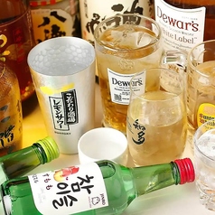 サワーやカクテルなども充実のラインナップ☆飲み放題も