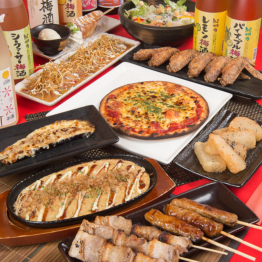 リーズナブルな価格で種類豊富なお料理とドリンクを取り揃えております。