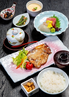 司亭 TSUKASA TEI ホテルサンライフガーデン2Fのおすすめ料理1