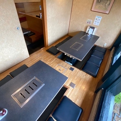 8名様掛け+4名様掛けの掘りごたつ完全個室*ご利用によっては半個室となる可能性あり