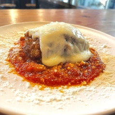 ニショクスペシャル【特選メンチカツ】の写真