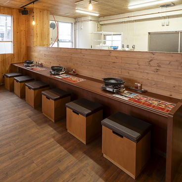 浜じん 本店の雰囲気1