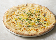 ピザ窯で焼いたピザ食べ放題